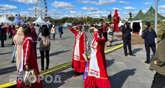 В столице Чувашии открылась ярмарка еды, одежды, мебели и посуды из 70 регионов России