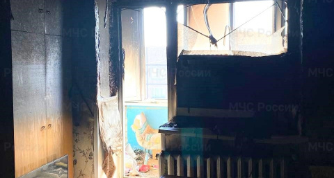 Во время пожара в Алатыре мужчина получил ожоги и отравился дымом