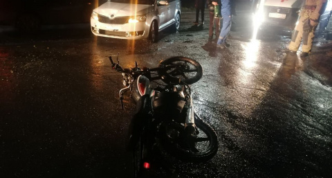 В Чувашии подросток на питбайке дважды попал в аварию: пытался сбежать от сотрудников ДПС