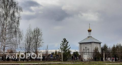 На Радоницу в Чебоксарах запустят временный автобусный маршрут для посещения кладбищ