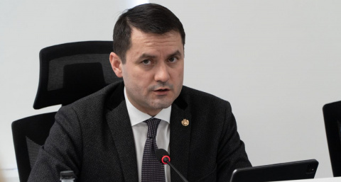Уволенные министры экономразвития и здравоохранения Чувашии получили новые должности в Кабмине