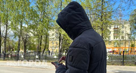 Продал иномарку и подарил деньги мошенникам: житель Чувашии попался на удочку преступников