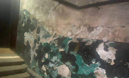 В Канаше занялись старым восьмиквартирным домом, который после пожара пребывал в еще более плачевном состоянии