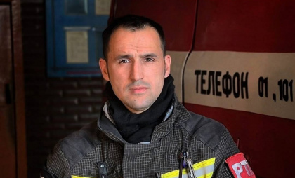Пожарный из Чебоксар о реальной работе: «В кино все красиво, а на деле – дым, страх и борьба за каждый вдох, за каждую жизнь»