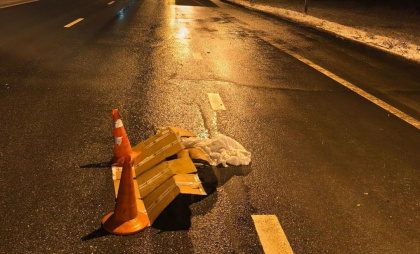 В Чувашии парень оказался на федеральной трассе после празднования в коттедже и попал под машину: погиб