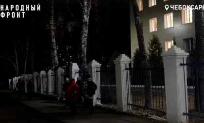 Ученики чебоксарской школы вынуждены возвращаться домой в кромешной тьме