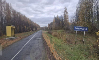 После обращения жителей в Моргаушском районе появилась крытая остановка