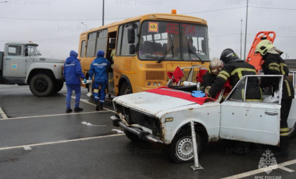 На трассу М‑12 выехали службы Чувашии: отработали массовое ДТП с пятикилометровой пробкой