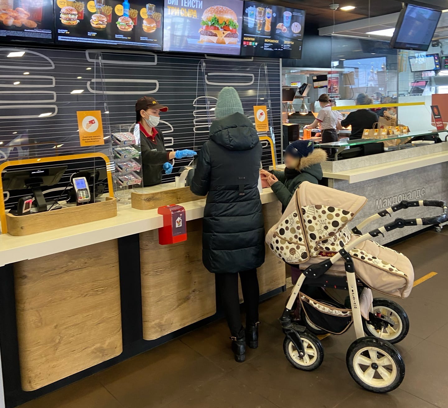 "Макдоналдсы" в Чувашии не закрылись и продолжают работать как и прежде