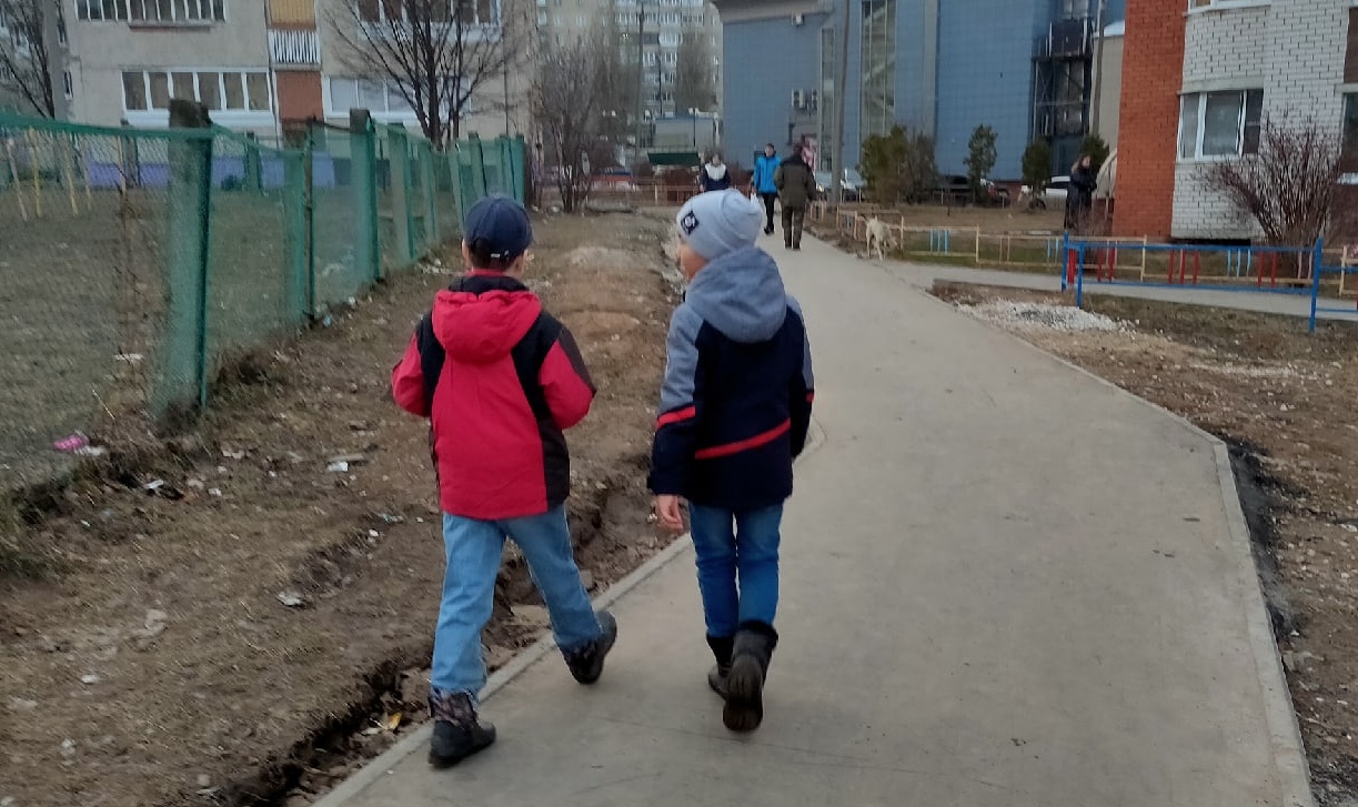 Николаев подписал указ о новой ежемесячной выплате на ребенка в возрасте от 8 до 17 лет