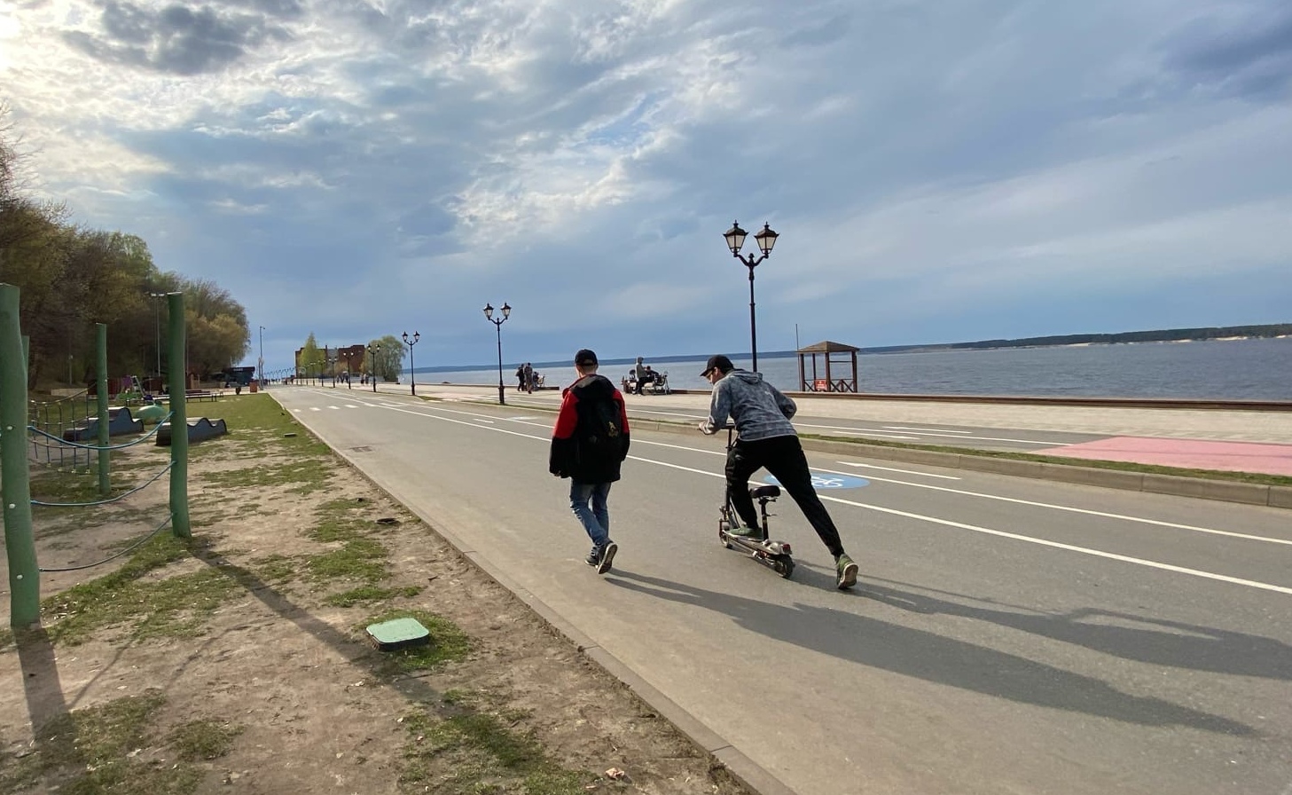 Когда начнется прием заявлений на новое пособие на детей от 8 до 17 лет