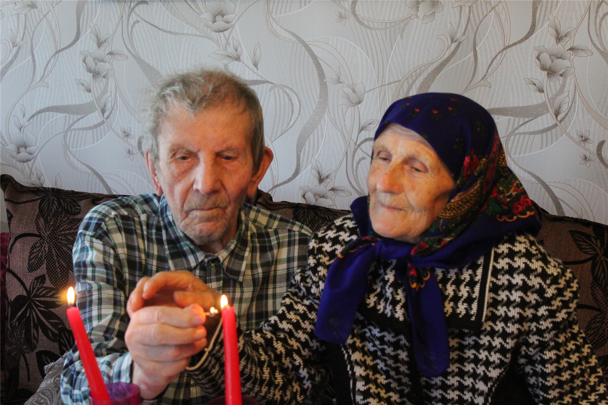 В Чувашии наградили мужа и жену, которые вместе более 70 лет