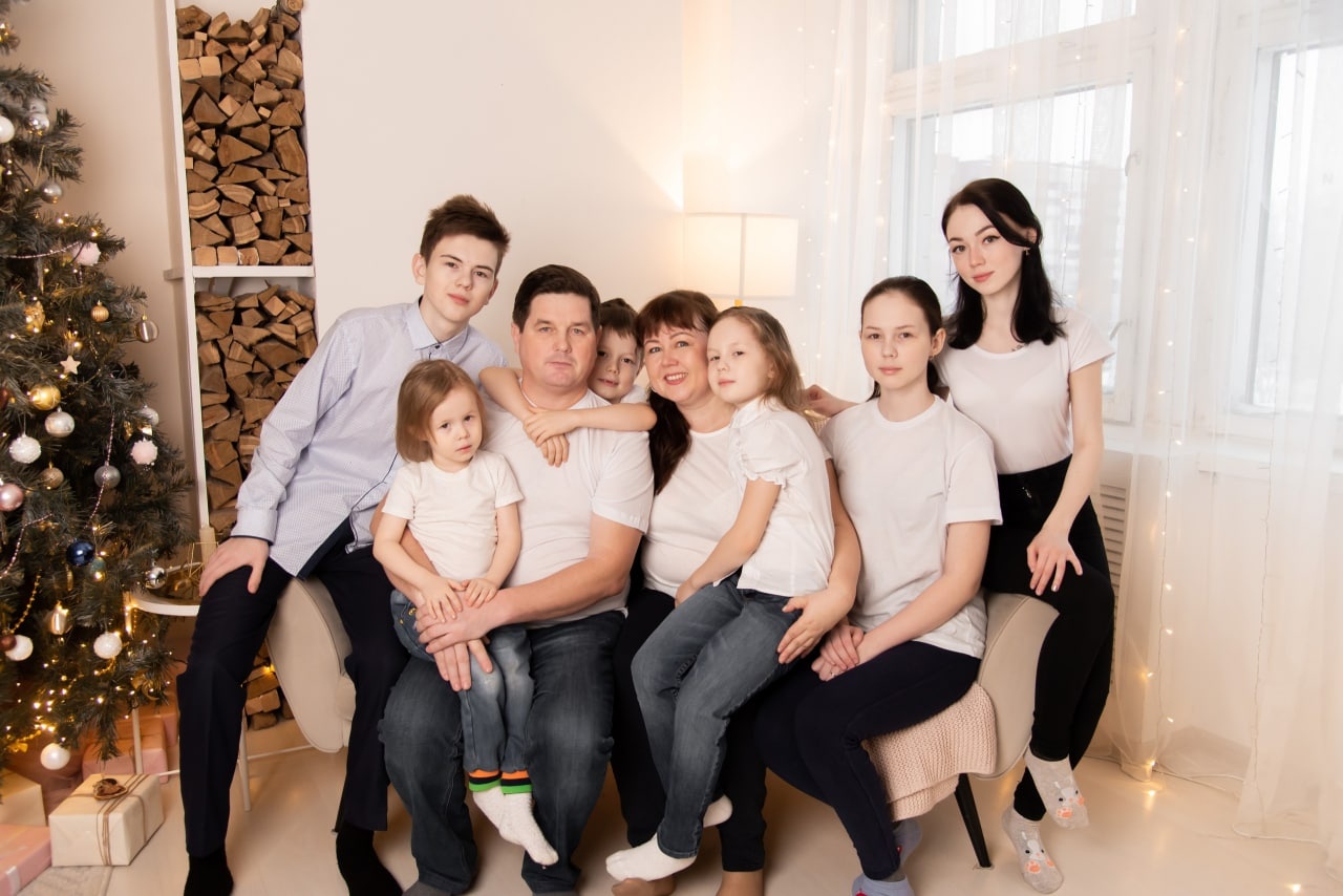 Многодетная семья из Чебоксар победила во всероссийском конкурсе "Семья года"