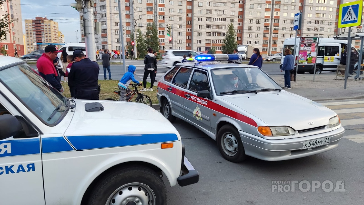 Чебоксарец угрожал взорвать здание полиции, если спасатели не вскроют дверь квартиры