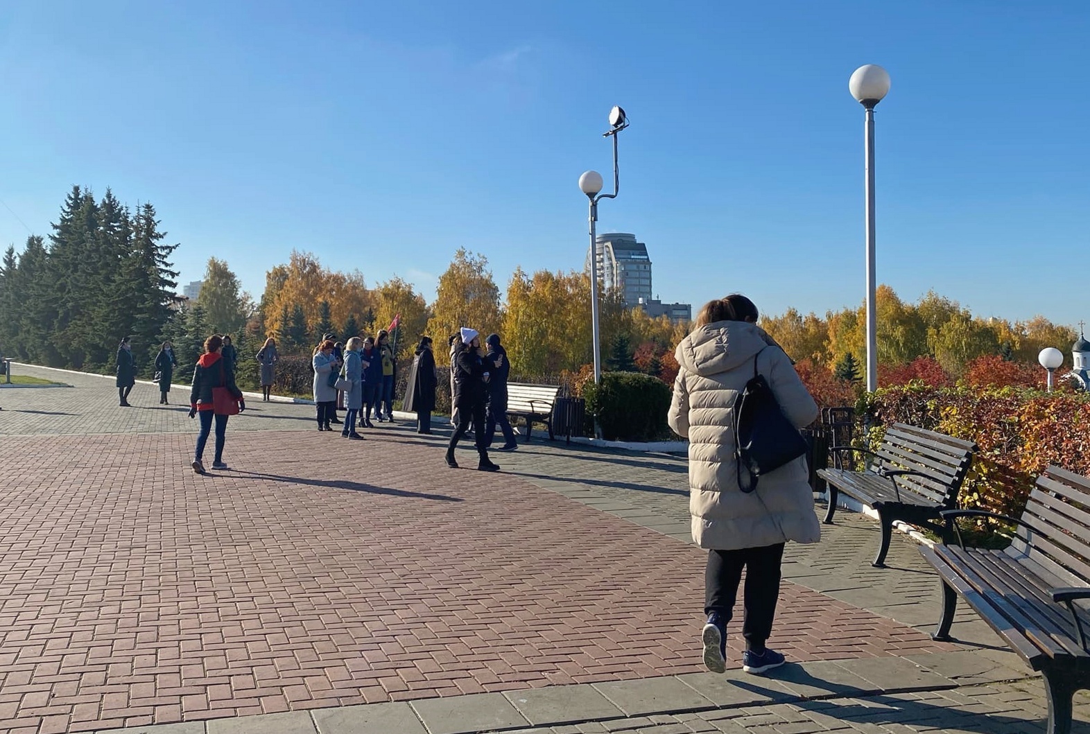 Когда потеплеет в чувашии в мае. Чебоксары в октябре. Теплая погода. Прогород Чебоксары и Новочебоксарск. Погода в Прохладном.