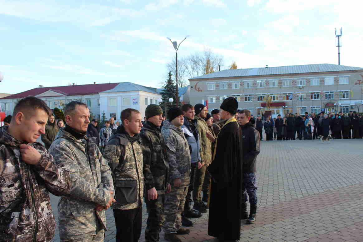 В районах Чувашии продолжается частичная мобилизация: "Берегите себя, вас ждут дома!"