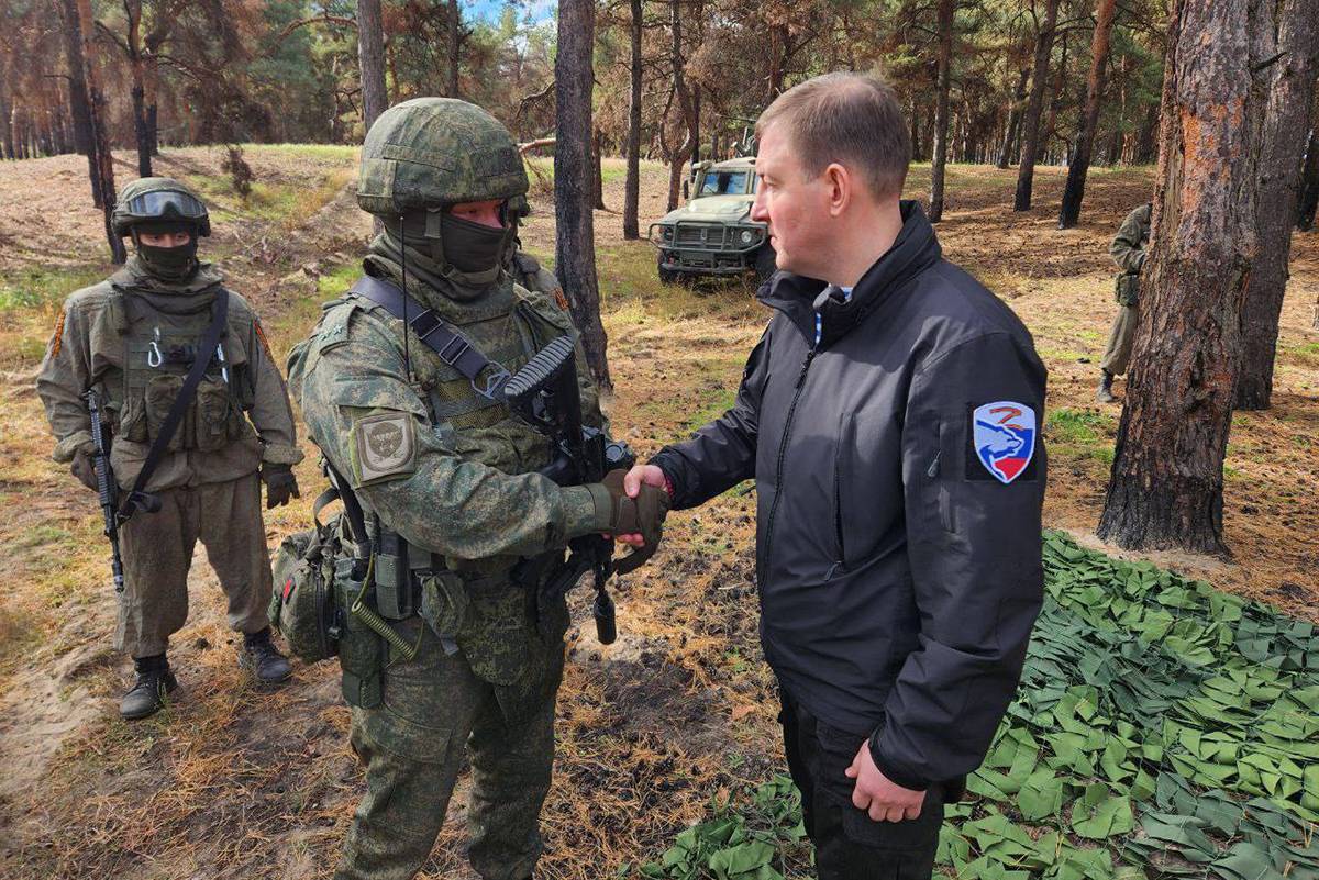 ЕР: Собранную партией помощь на сумму более 1 млрд рублей доставили на фронт