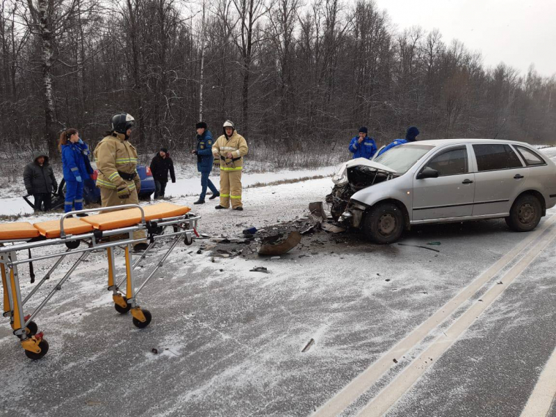 На М7 в Чувашии Chevrolet выехал на встречку: три человека пострадали 