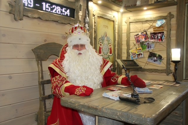 Горячая линия «Деда Мороза и его цифровых помощников»: контакт-центр принимает пожелания