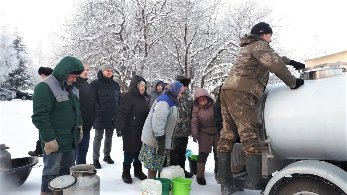 Почти неделю жители села в Цивильском районе сидели без воды в лютые морозы