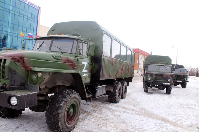 Жители Ядринского района отправили три грузовика с банями на СВО