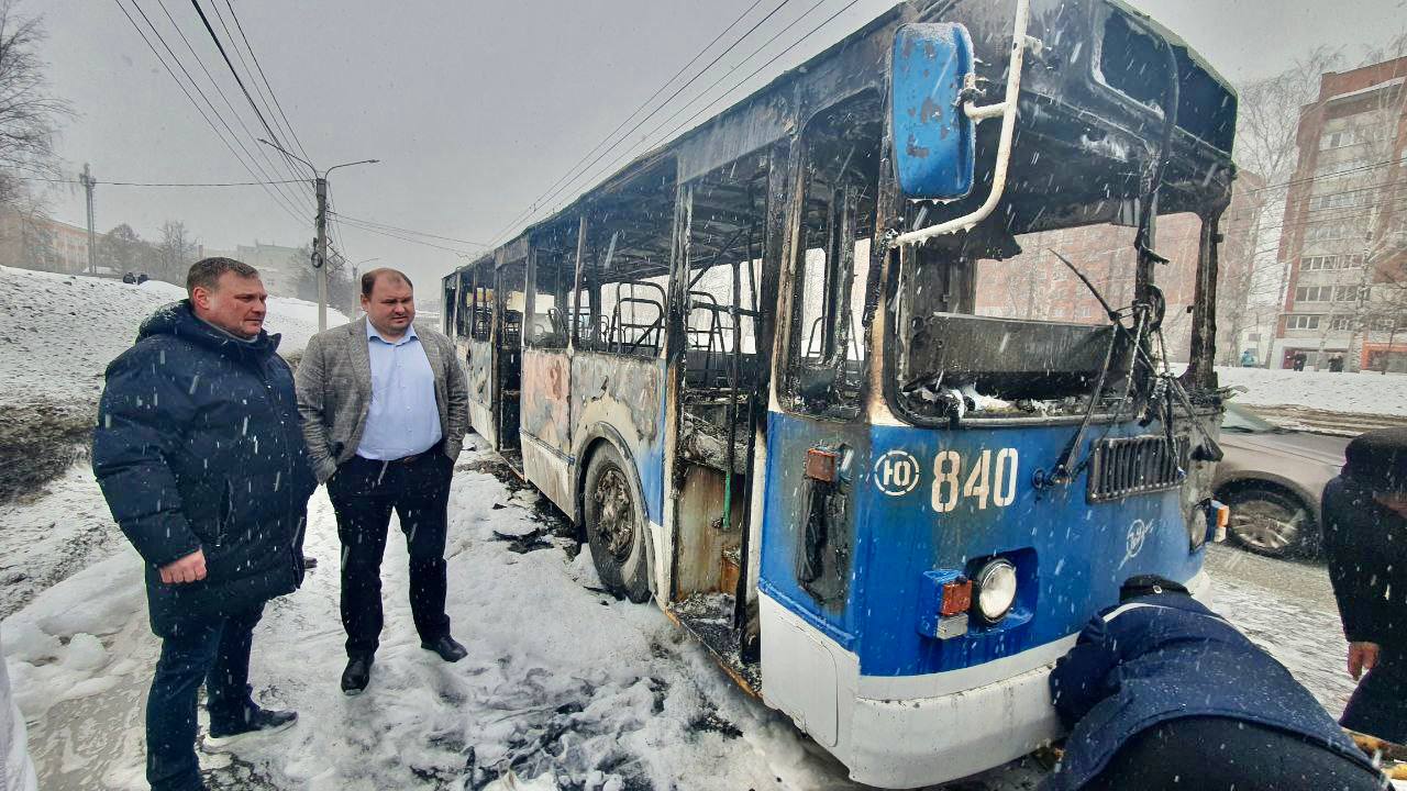 Спирин про ситуацию со сгоревшим троллейбусом: "Необходимо начать обновление"