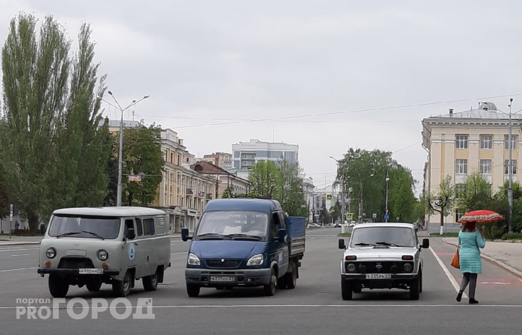 В Чувашии распродают 17 казенных машин: есть внедорожник за 12 тысяч рублей