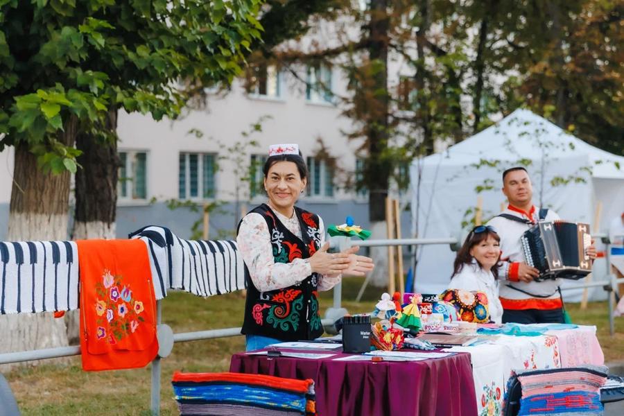 "Творческий бульвар" на День города в Чебоксарах перенесли на новое место