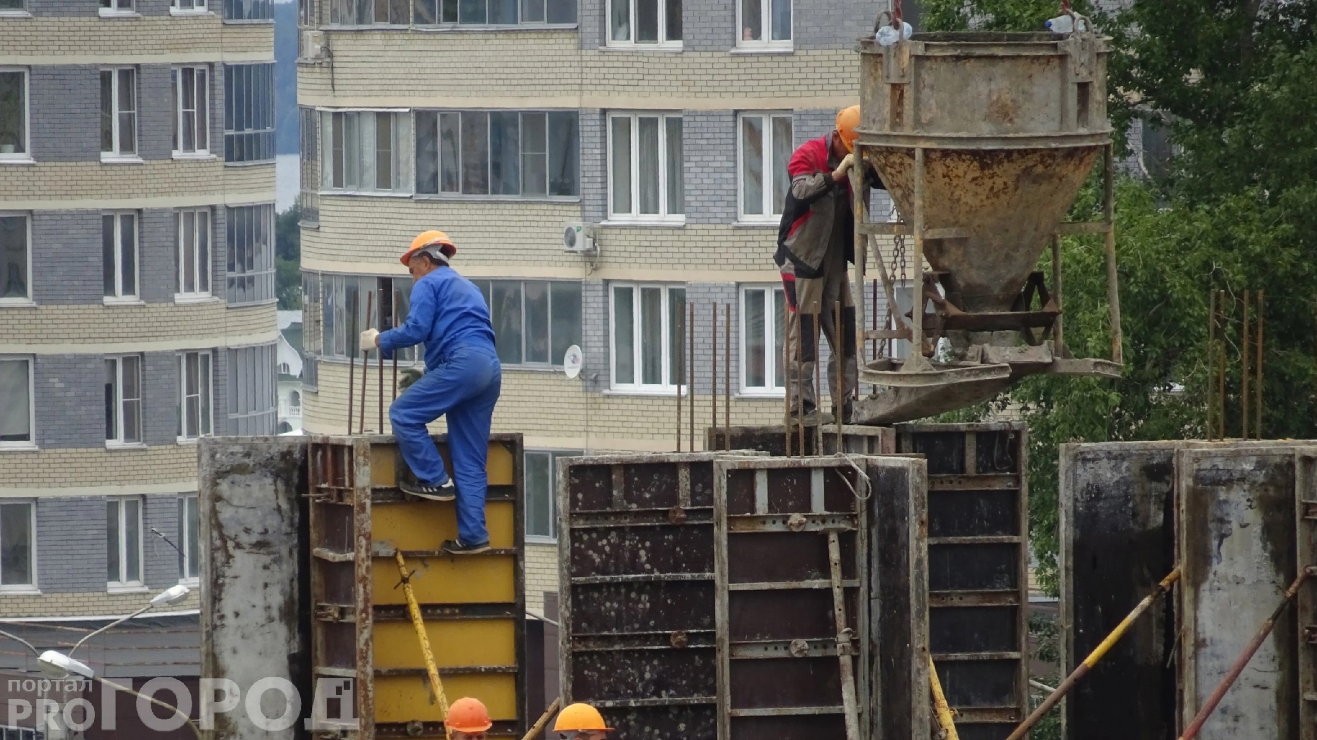 Строителям Чувашии предлагают одни из самых больших зарплат в Поволжье