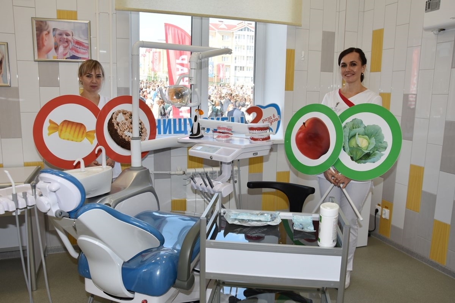 В чебоксарских школах детям собираются лечить зубы "без отрыва от учебного процесса" 