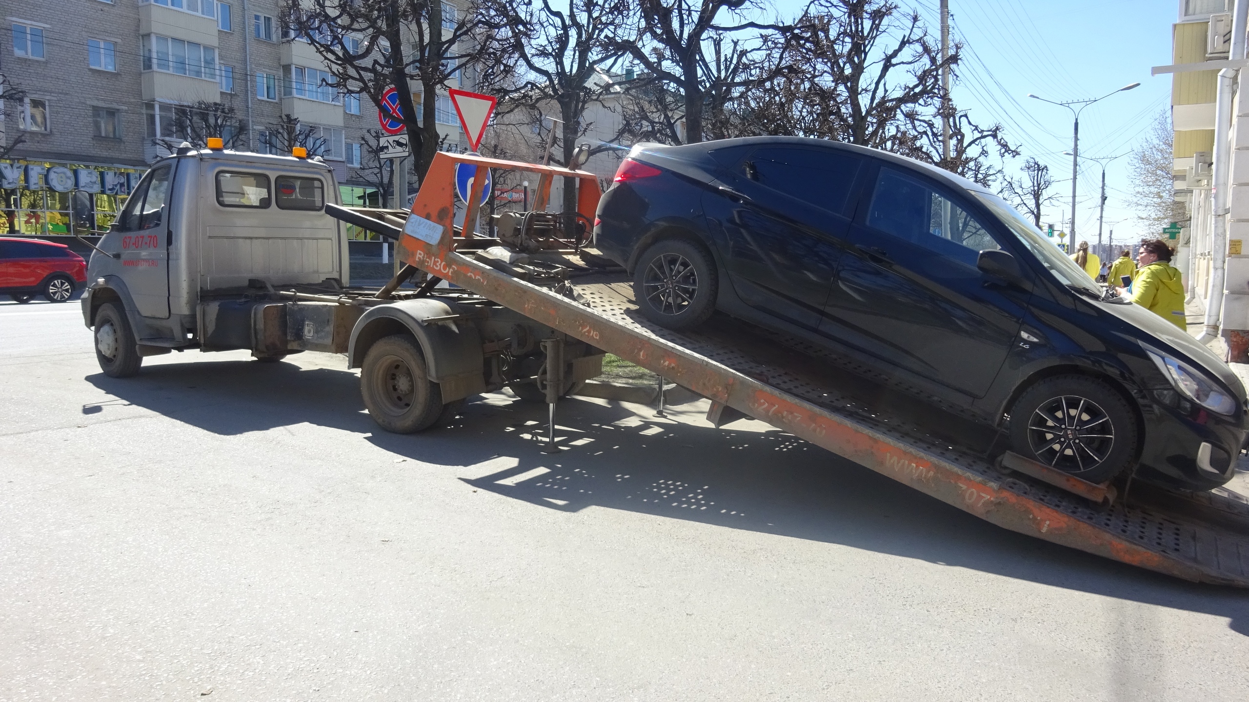 Суд конфисковал дорогостоящий автомобиль у водителя в Чувашии  и посадил в тюрьму