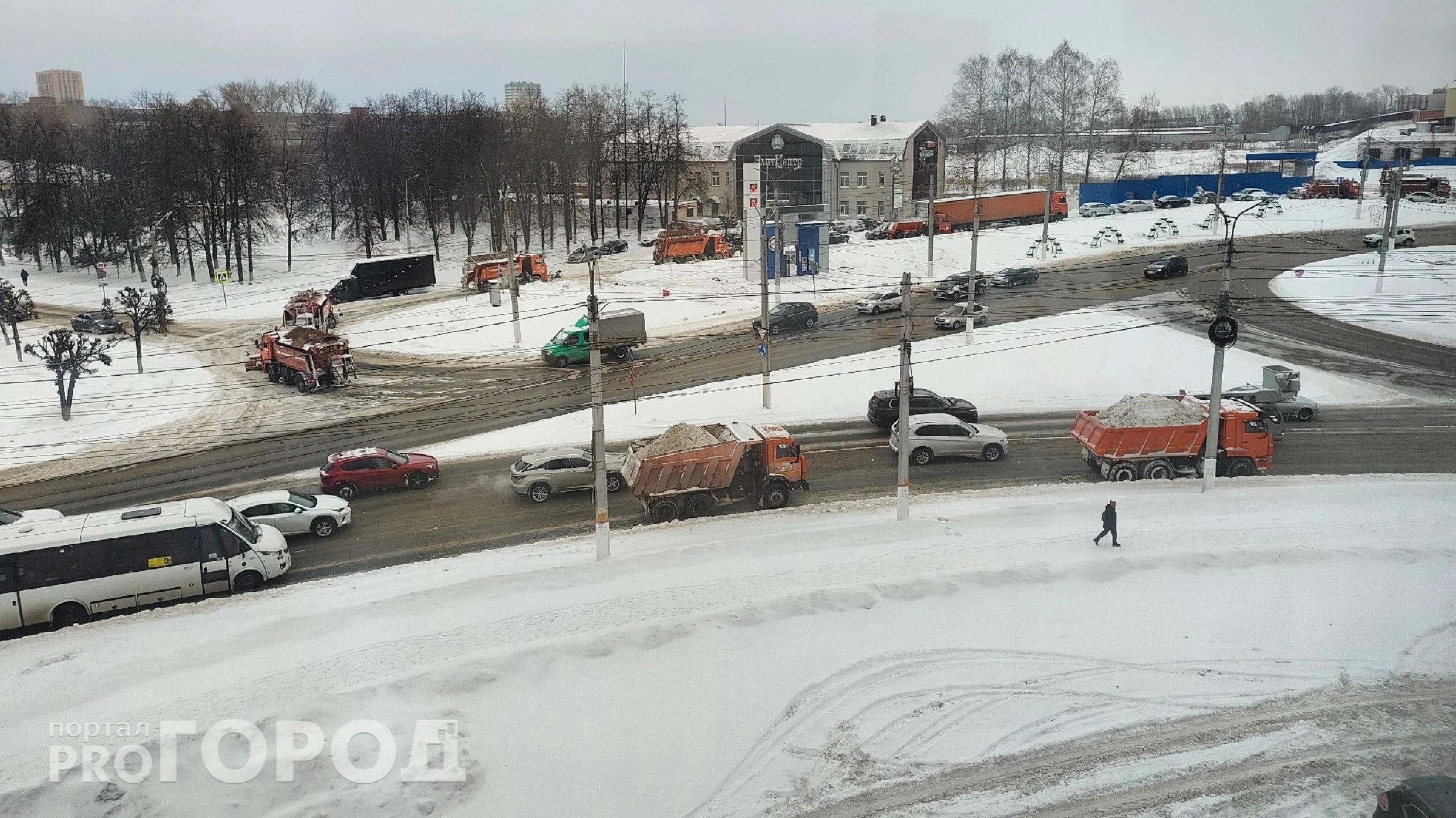 Чувашию замело: куда обращаться, если не чистят дороги