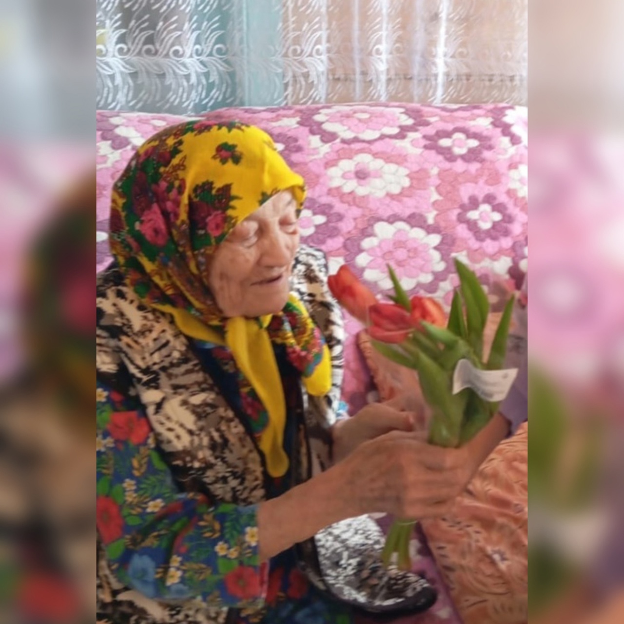 В Чувашии женщина воспитала семерых детей, 17 внуков, 29 правнуков и отметила 100-летний юбилей