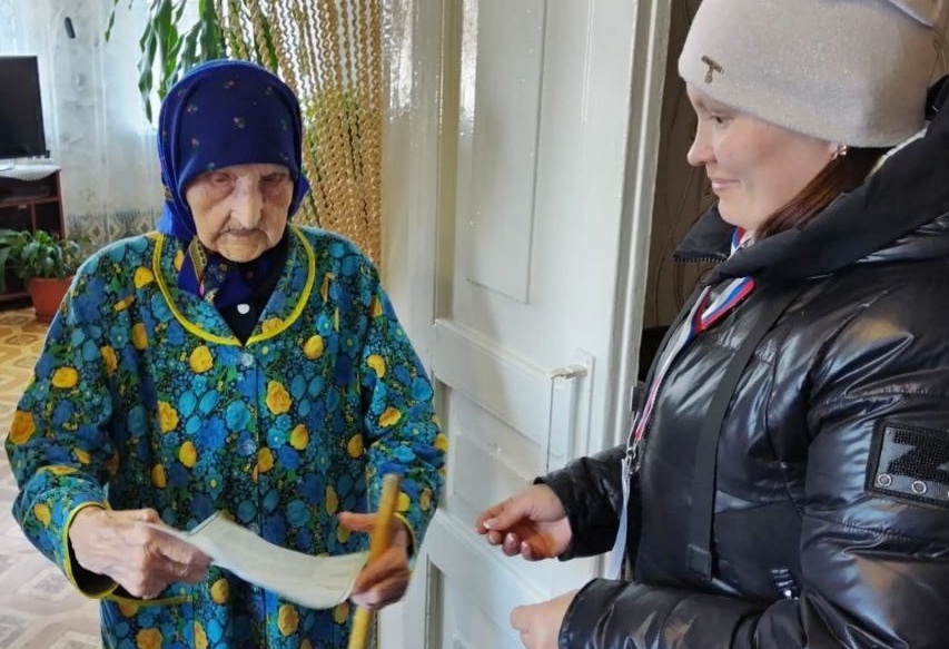 103-летняя долгожительница из Чувашии проголосовала на выборах президента