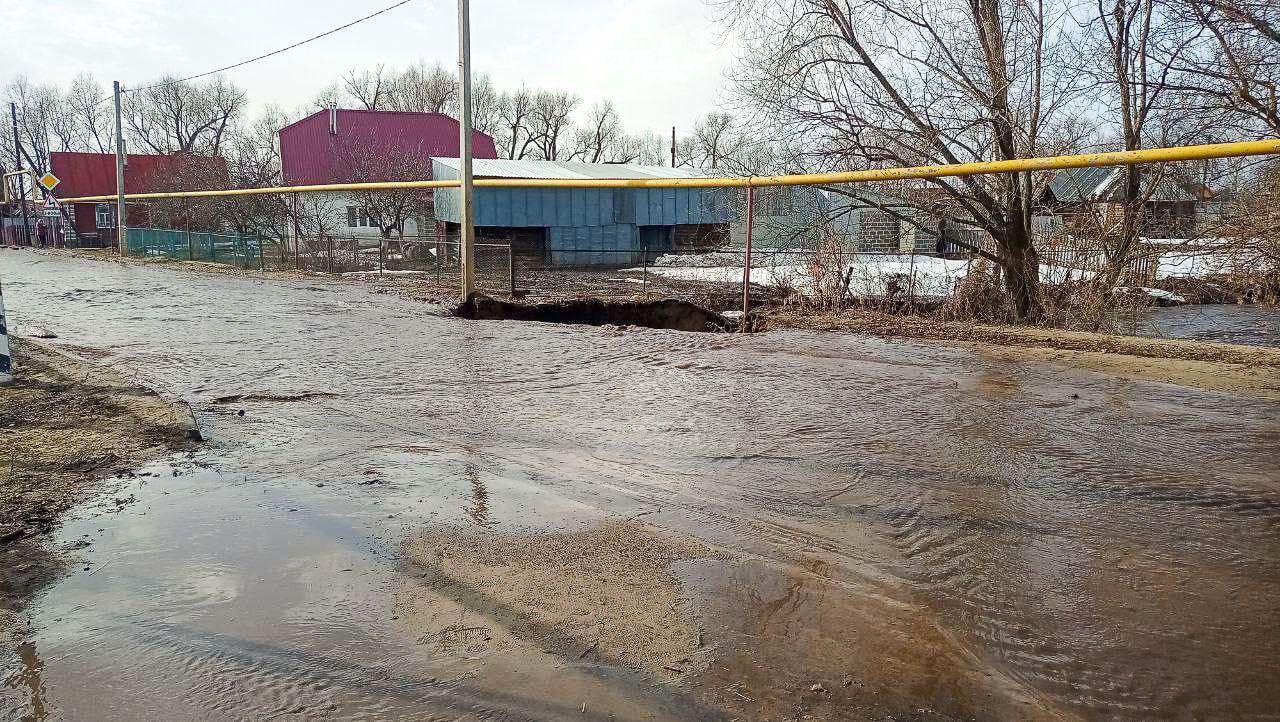 Некоторые районы Чувашии пострадали от паводка: последствия оперативно устраняются