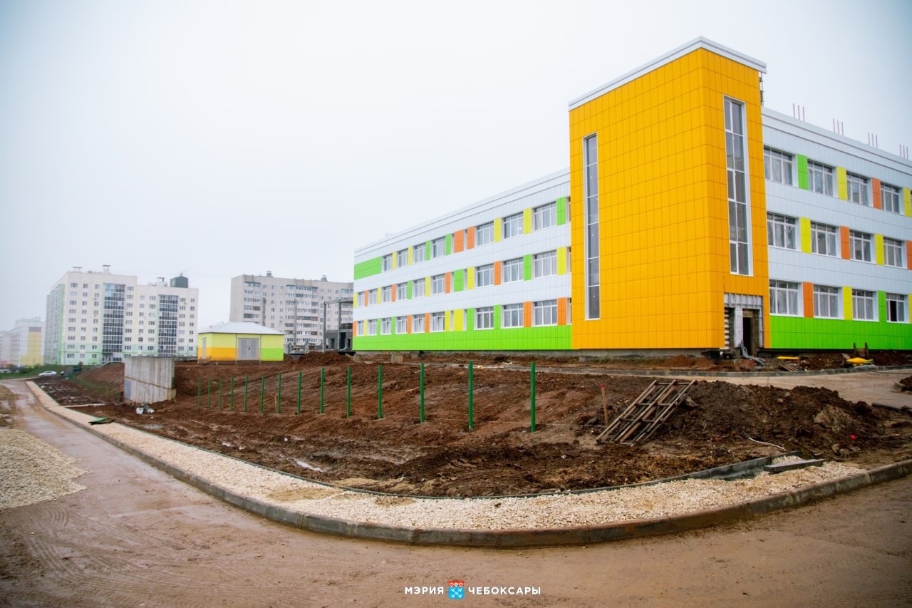 В Чебоксарах вынесли приговор чиновнику, который затянул строительство школы в Садовом