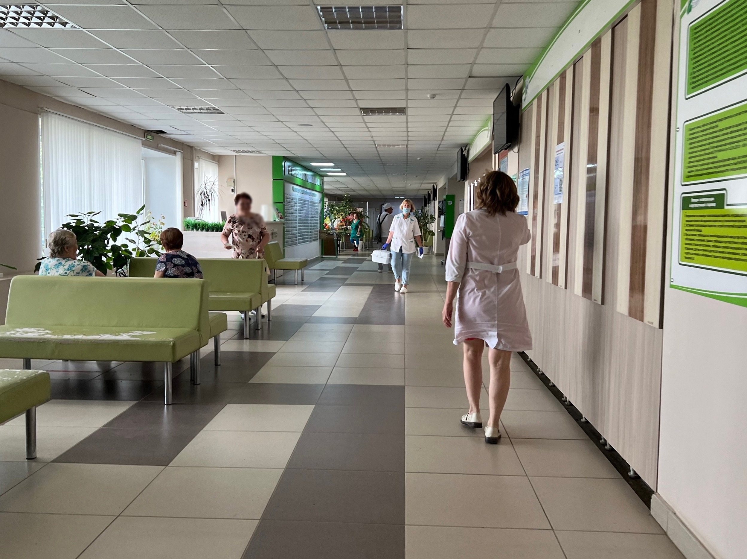 Медсестра из Чебоксар стала "поручителем" подруги-инвестора и осталась в долгах и без денег