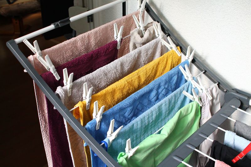 Снова станут мягкими, как в день покупки: постирайте полотенца с этим простым средством 