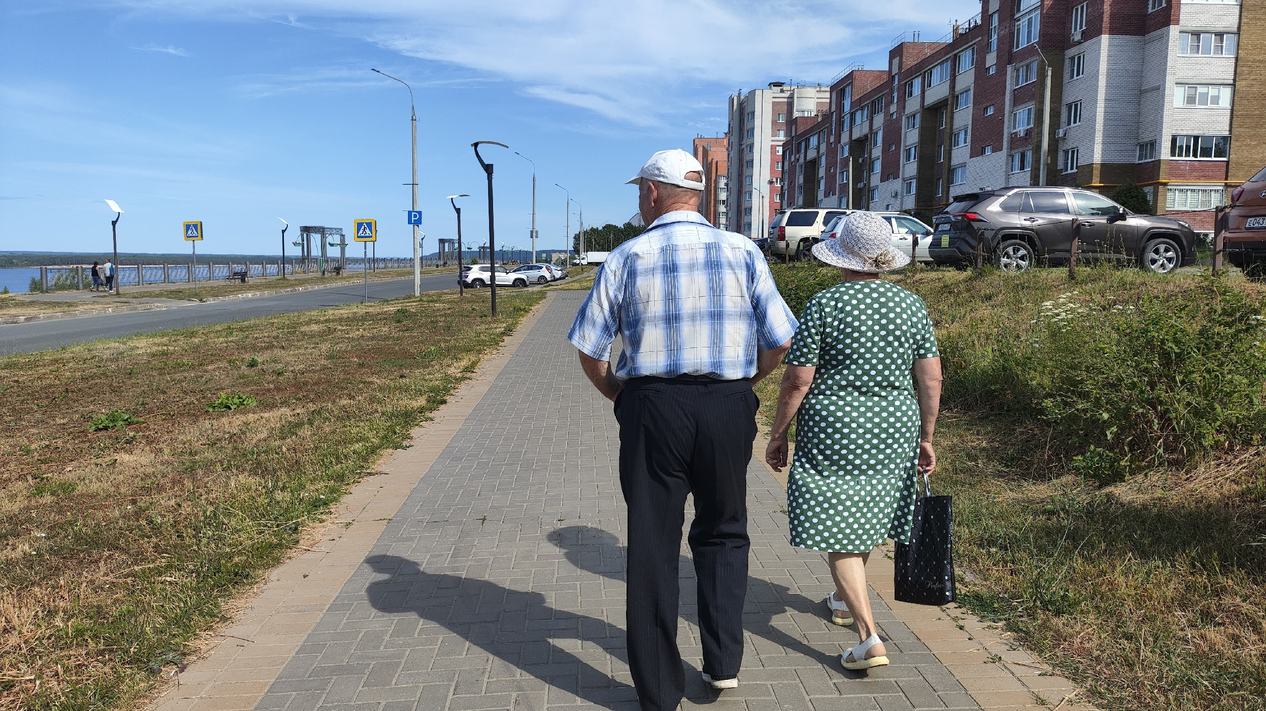 Пенсионерам старше 80 лет сделают ежемесячную надбавку к пенсии 