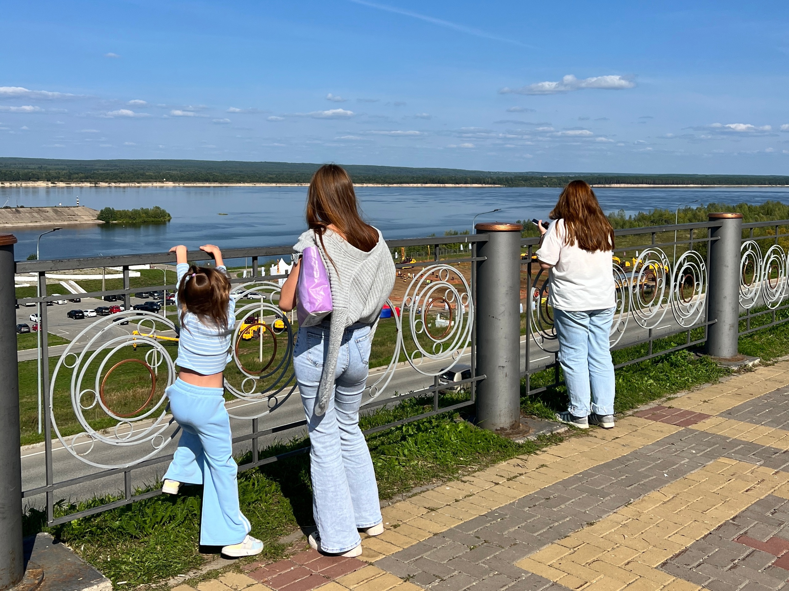 Звезды сулят Девам гармонию в личной жизни, а Скорпионам финансовый успех