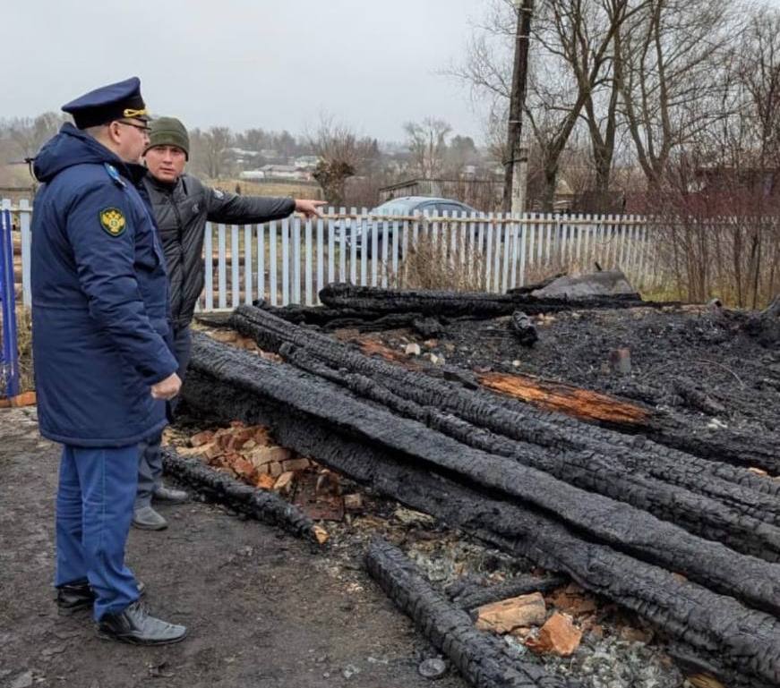 Появилась предварительная причина пожара в Чувашии, где погибли трое мужчин