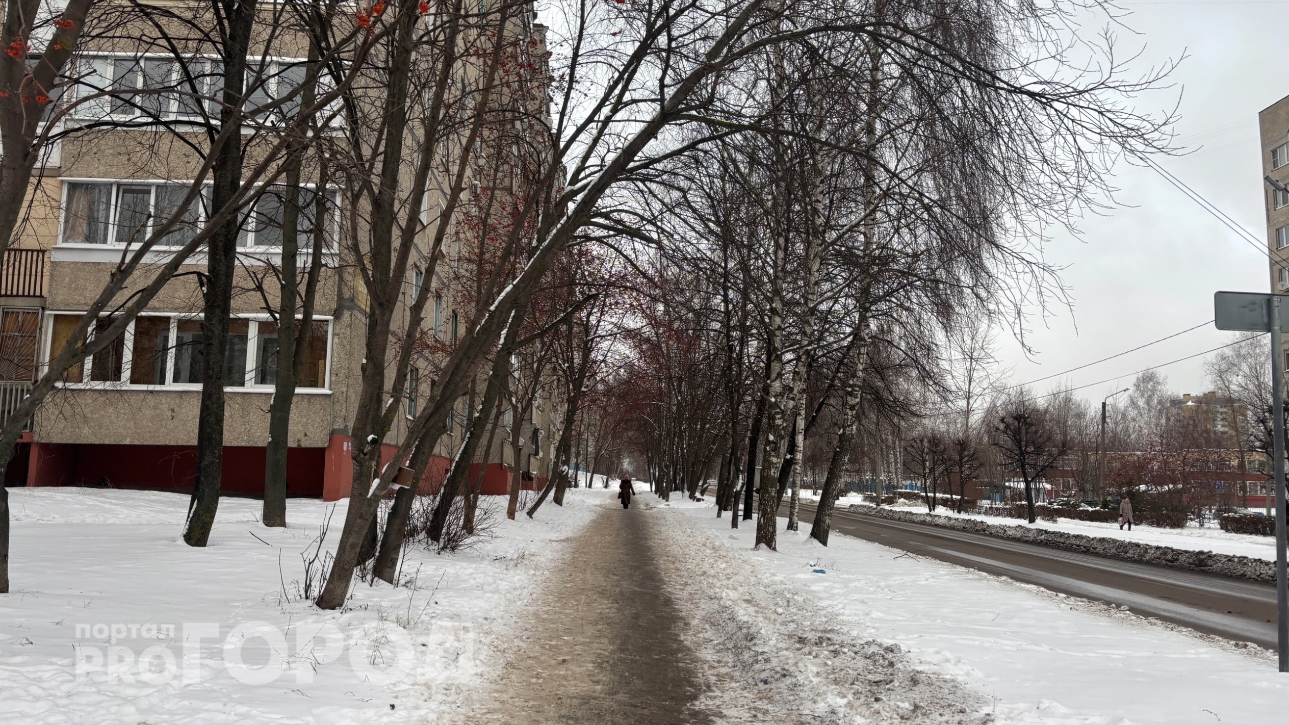 В Чебоксарах у жителей более десятка домов отключили холодную воду из-за аварии