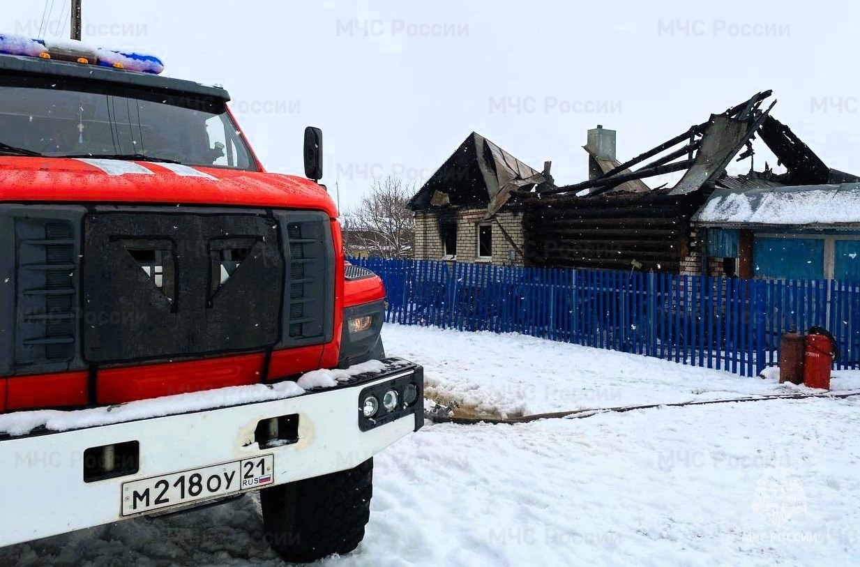 В Чебоксарском районе женщина не успела выйти из горящего дома и погибла