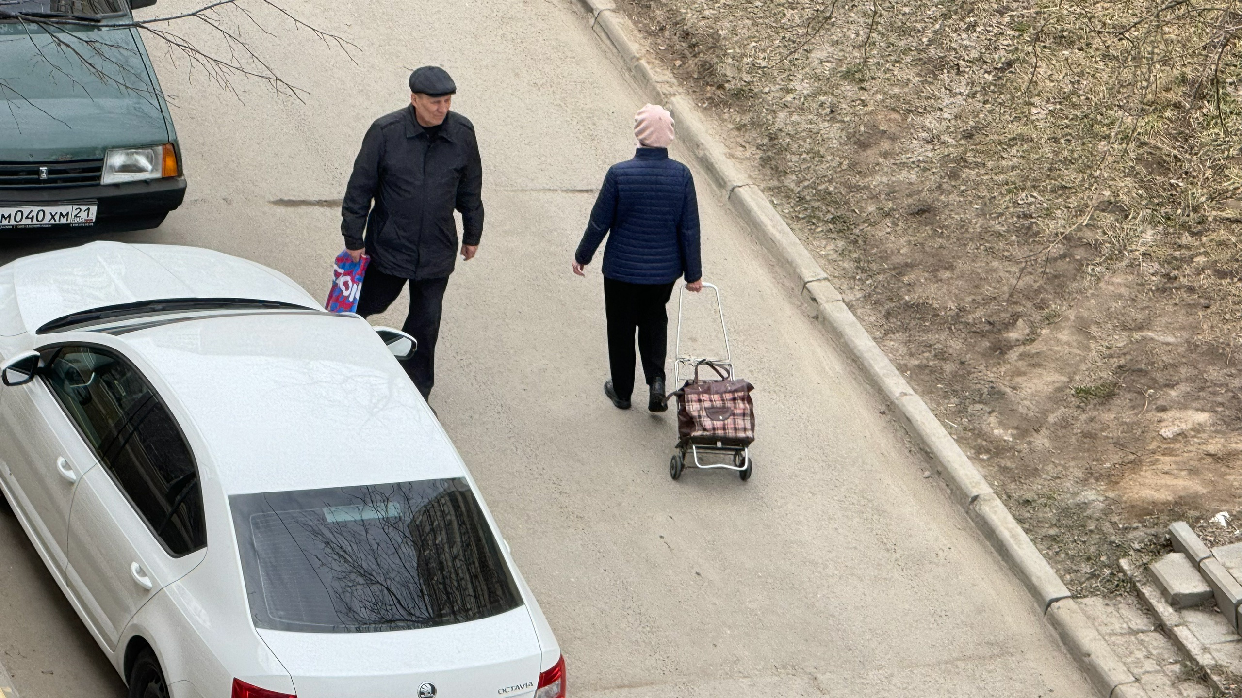 Женщины с 55 и мужчины с 60 лет массово получают разовые выплаты: что придумали в Сбербанке
