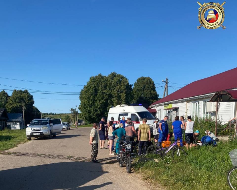 Девятиклассник на мопеде сбил маленькую девочку в Ядринском районе