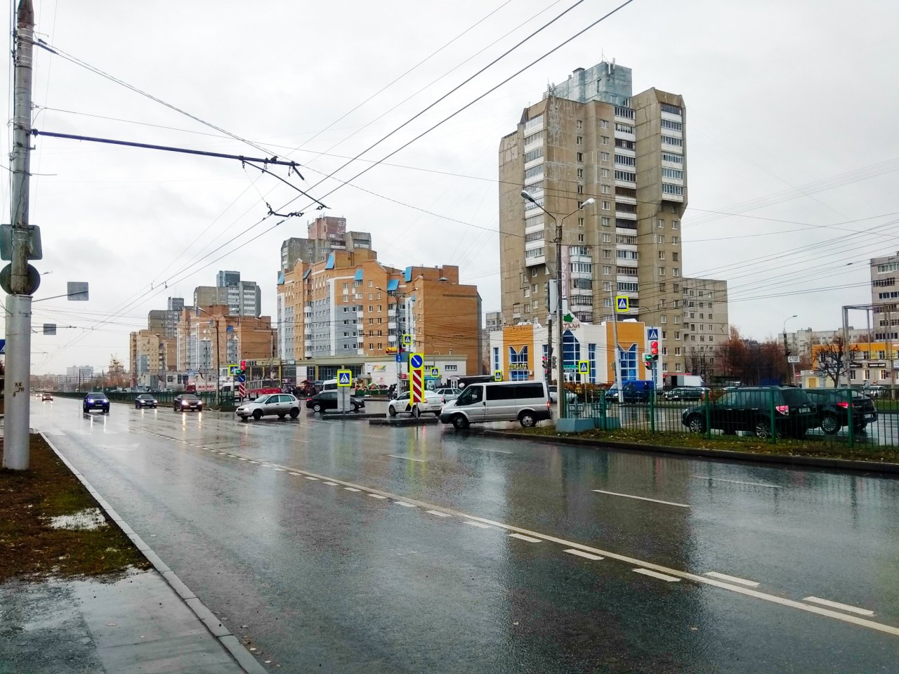 Пр дорожный. Островок безопасности Чебоксары. Перекресток на улице надежды Чебоксары. Уличные перекрестки в Чебоксарах.