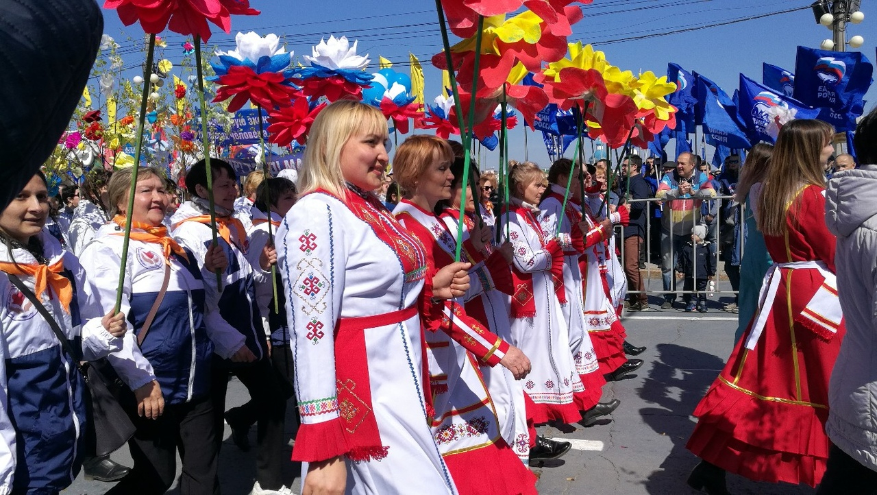 Картинки первомайский парад