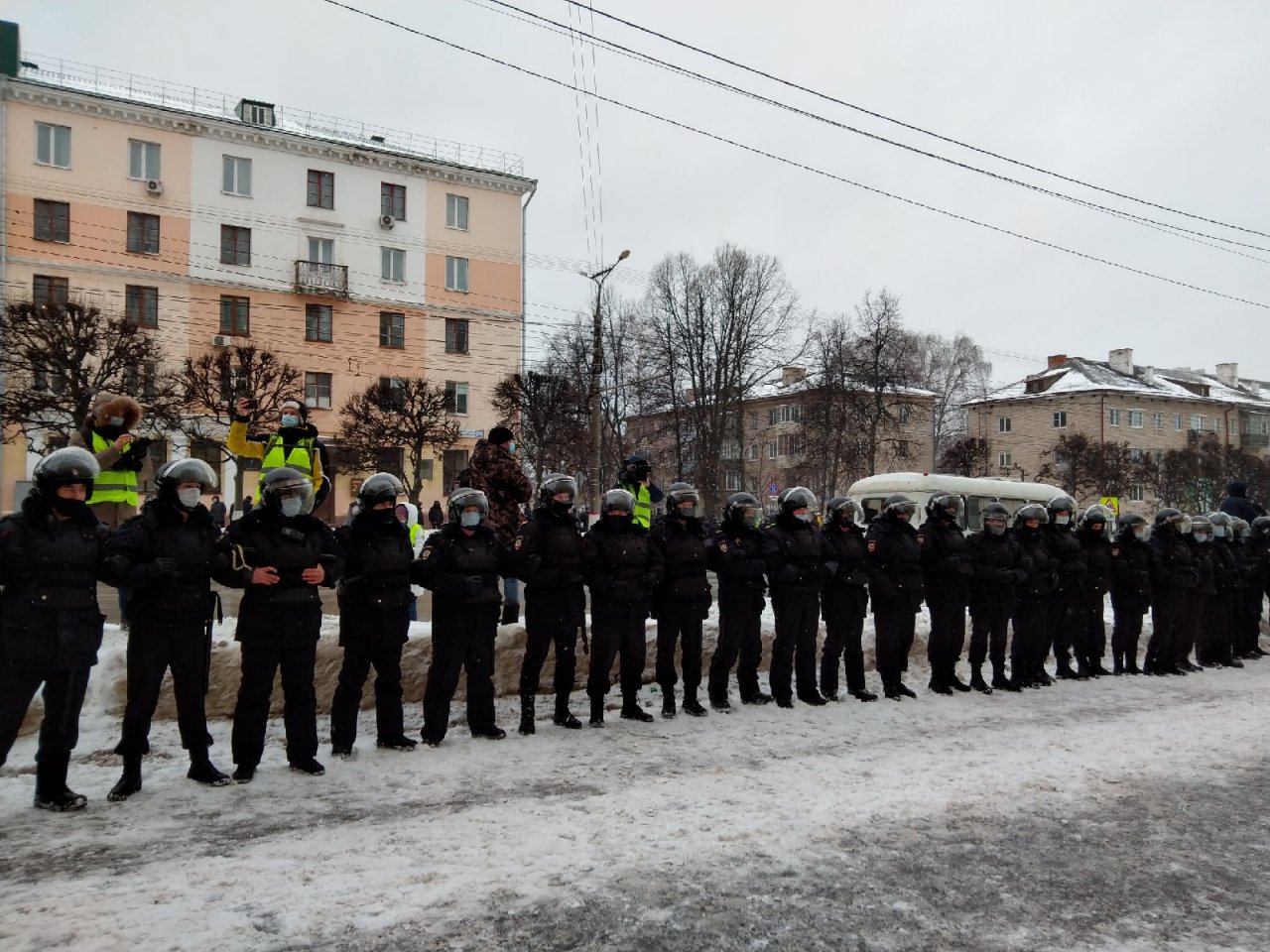 Разгон чебоксары. Митинг в Чебоксарах. Митинг Чебоксары несанкционированный 2021. Разгон митинга Чебоксары. Митинг в Чебоксарах сегодня.