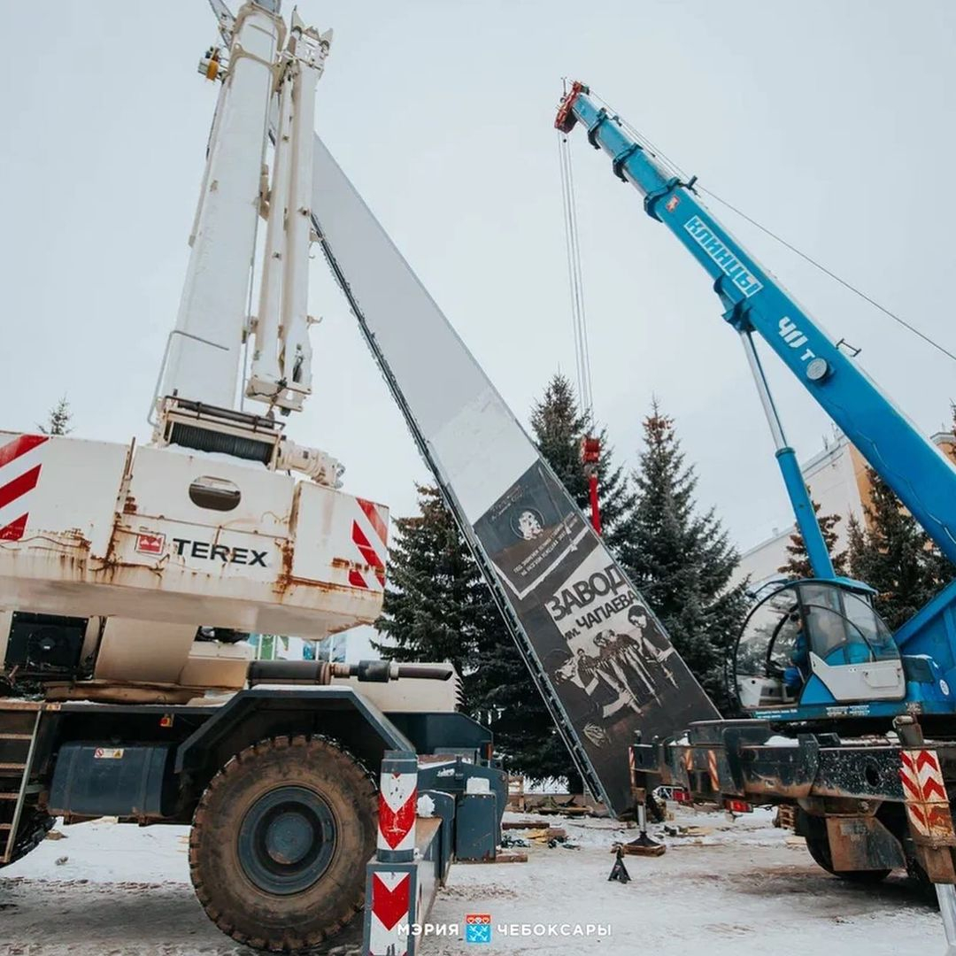 Ближе к Новому году в Чебоксарах поставят стелу за 47 млн рублей |  15.12.2021 | Чебоксары - БезФормата