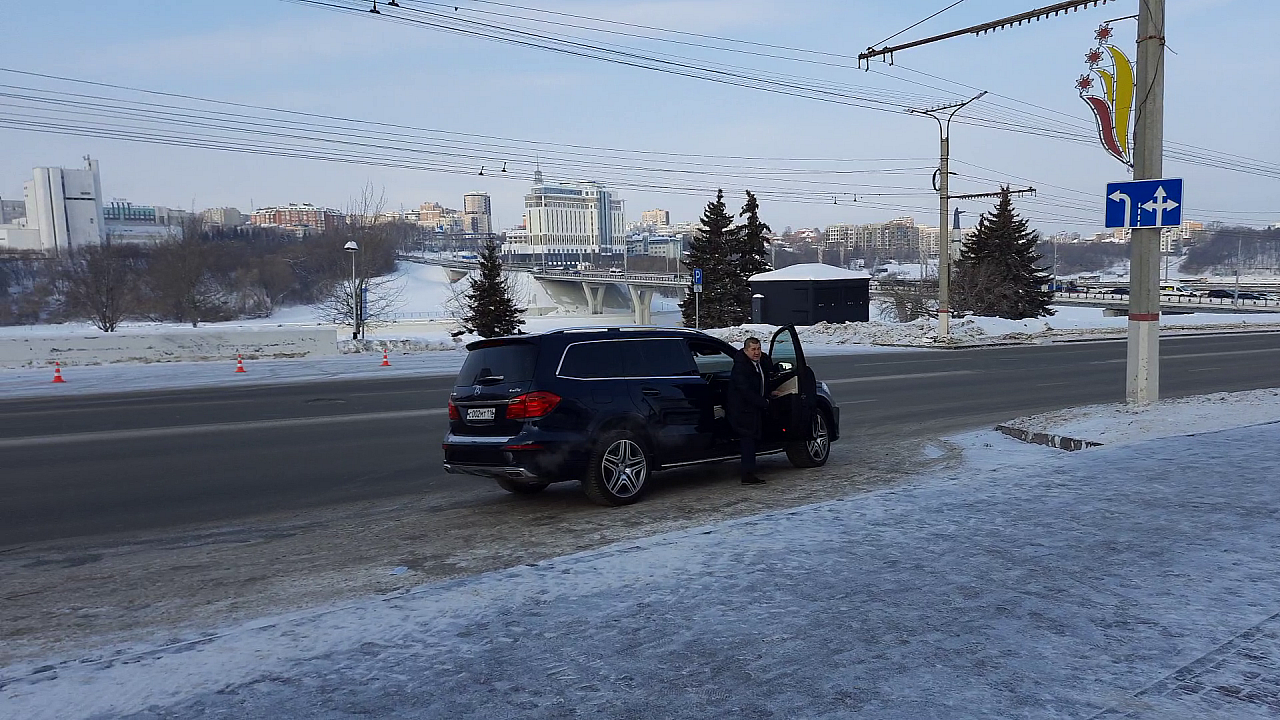 Сколько стоят автомобили, на которых приехали слушатели послания главы  Чувашии | 29.01.2022 | Чебоксары - БезФормата